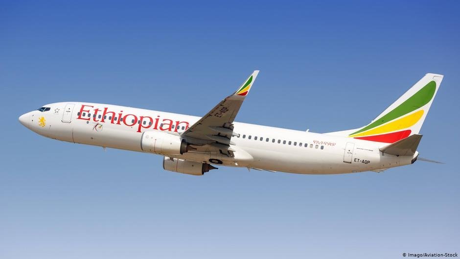 Le vol charter de l’Ethiopian Airlines, expulsant 10 demandeurs d’asile éthiopiens en novembre 2010 | Photo : Imago images