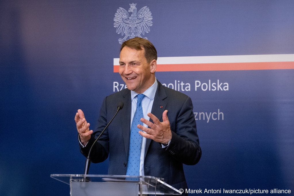 Minister of Foreign Affairs of Poland Radoslaw Sikorski speaks to the media during a press conference, June 25, 2024, Warsaw, Poland | Photo: Picture-alliance
