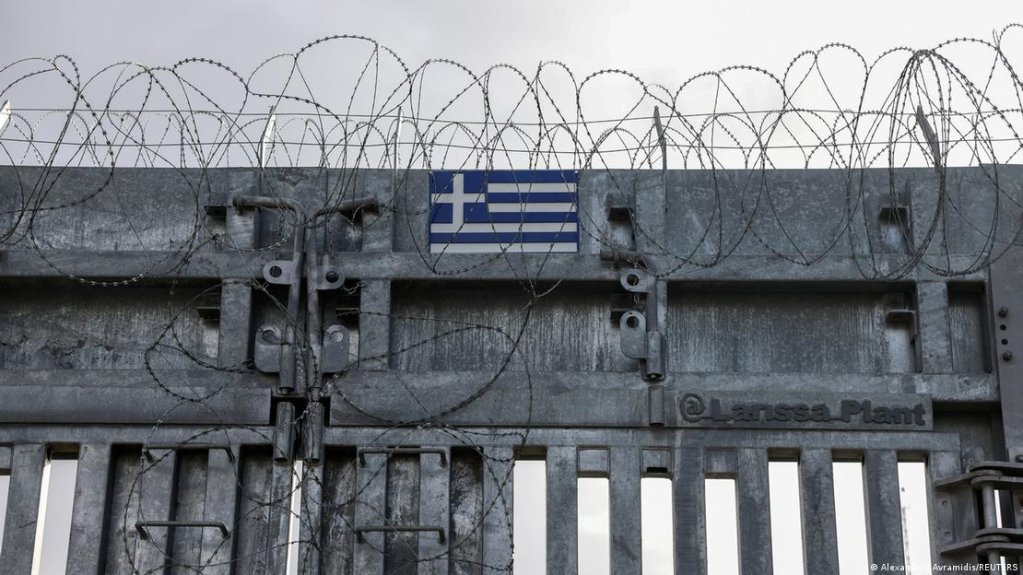 Experts say Greek authorities are isolating migrants in an attempt to deter others from entering Greece | Photo: A. Avramidis / Reuters