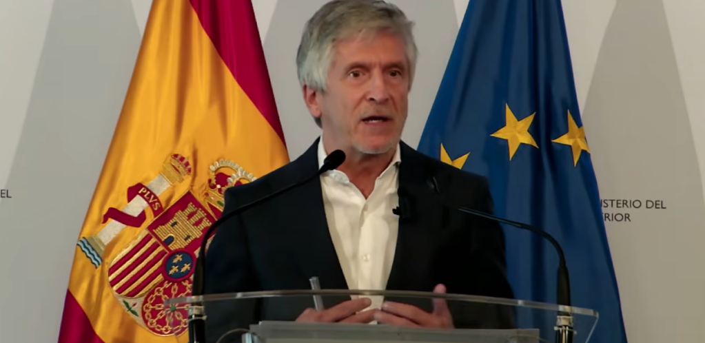 Spanish Interior Minister Fernando Grande-Marlaska holds a press conference on August 4 | Screenshot: Spanish Interior Ministry Press Conference