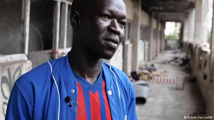 Atroon, from Sudan, said he was in Spanish territory and wanted to seek asylum when he was expelled by Moroccan security forces | Photo: DW/Ruben Garcia
