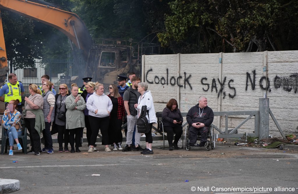 A protest camp has been present at the site in Coolock, Dublin since last year, report Irish newspapers | Photo: Niall Carson / empics / picture alliance