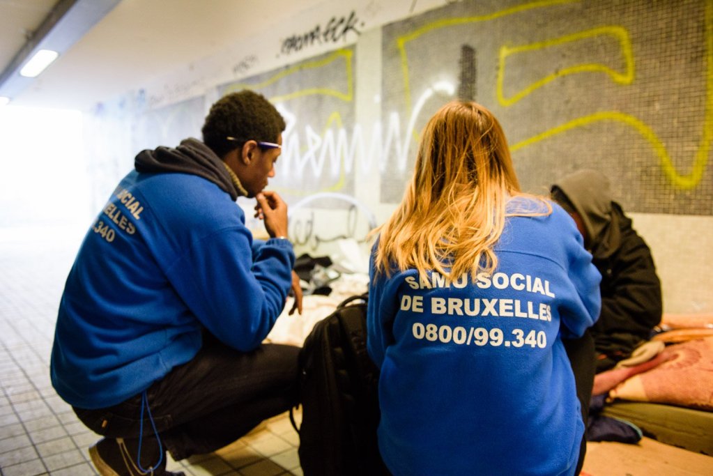 The organization Samusocial in Belgium helps homeless people, including migrants and asylum seekers, on the streets of Brussels | Source: Twitter feed @SamusocialBE
