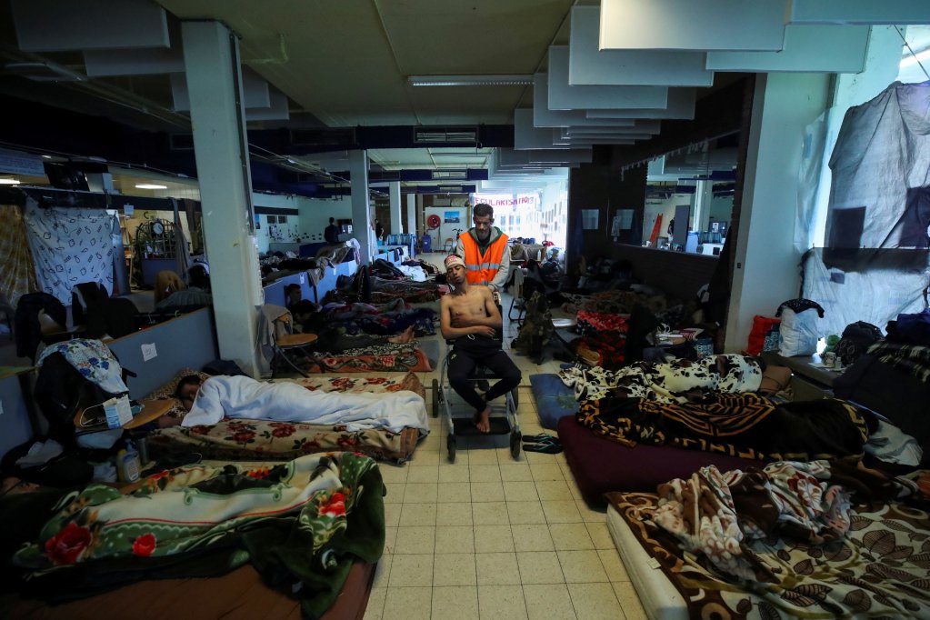 Plusieurs personnes ont en effet été transférées à l'hôpital mercredi soir. Crédit : Reuters