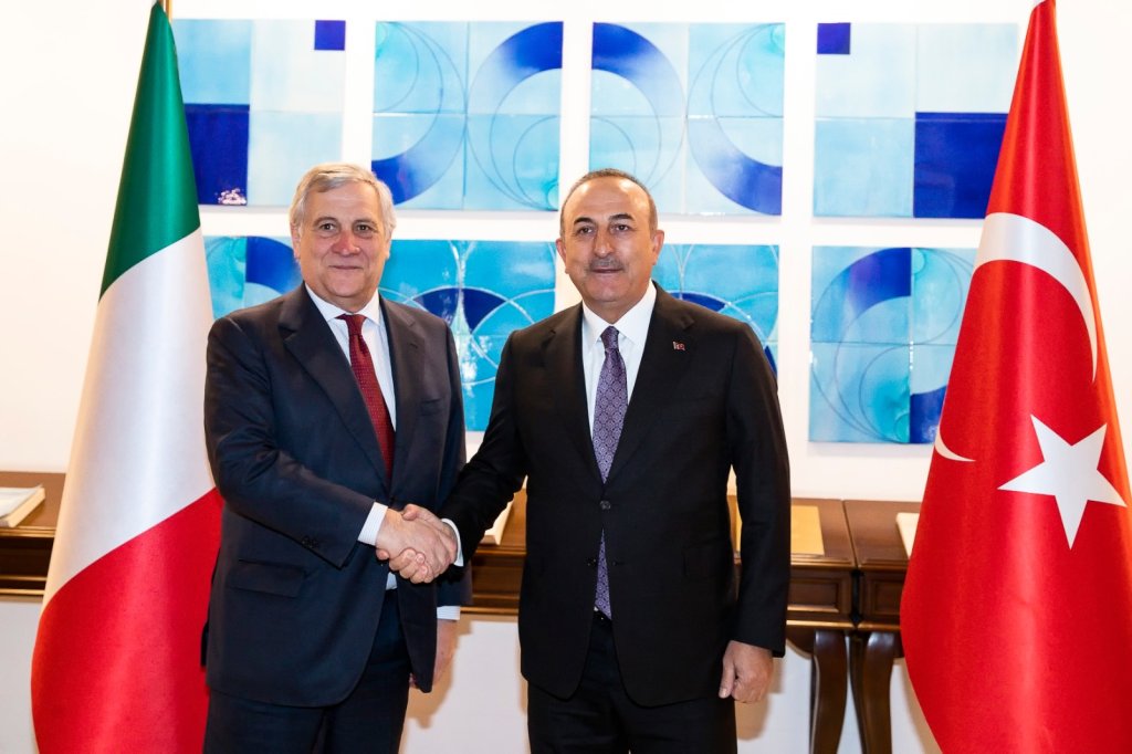 Italian Foreign Minister Antonio Tajani meets Turkish Foreign Minister Mevlut Cavusoglu to talk about immigration among other things | Source: Twitter feed @Antonio_Tajani