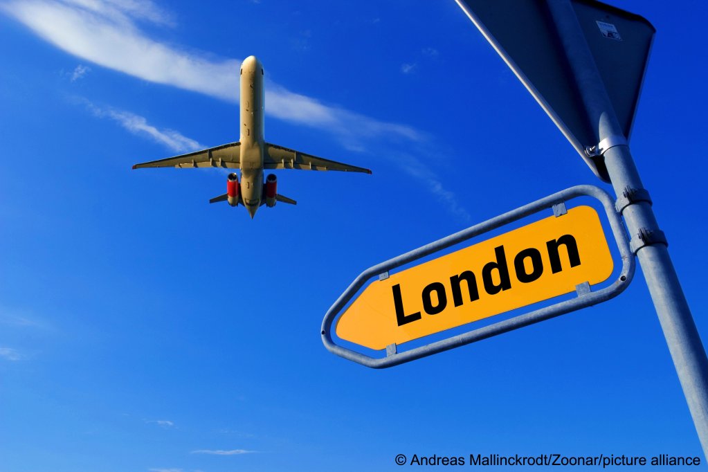 Deportation flights to Rwanda were initially blocked following a European court's interim measure (Photo for illustration) | Photo: Andreas Mallinckrodt / picture-alliance