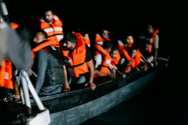 Sea-Watch said that following Libyan coast guard orders to abandon their position would have endangered the rescue mission, adding that Libya has no jurisdiction in international waters | Photo: Sea-Watch