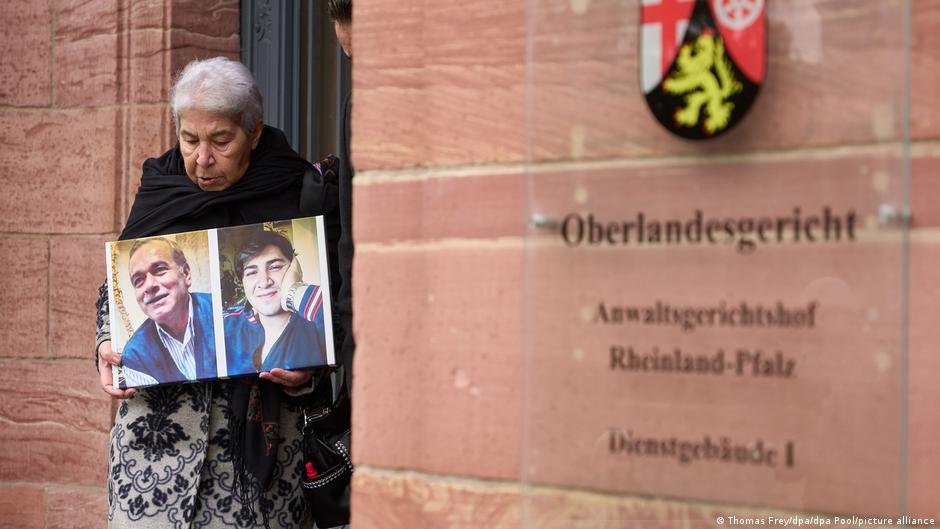 Fadwa Mahmoud last heard from her husband and son 10 years ago | Photo: Picture-alliance