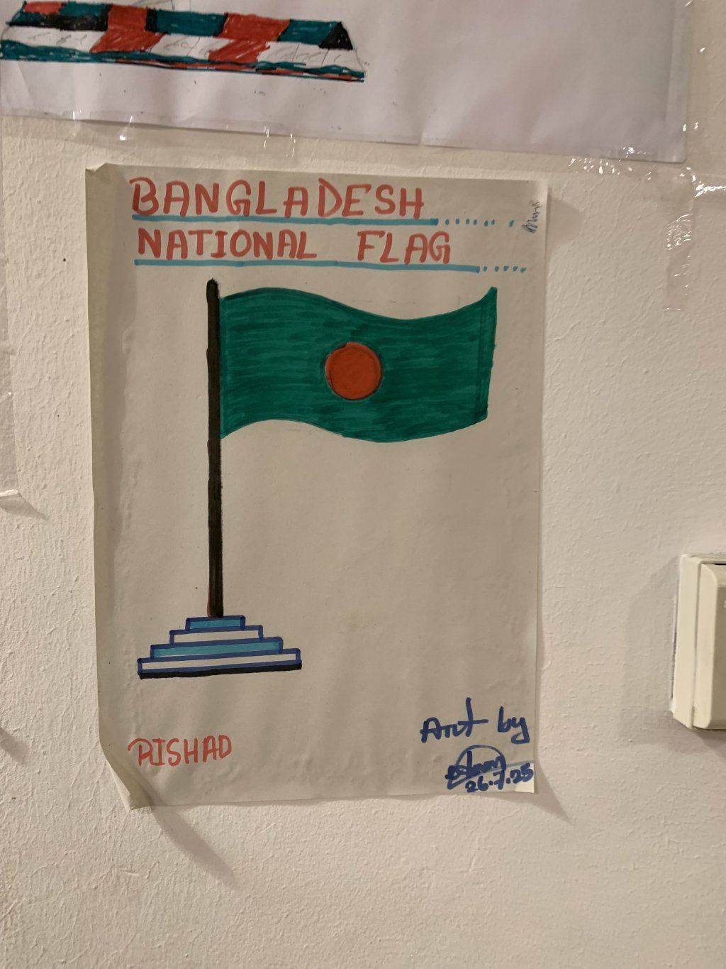 Some of the migrants enjoy drawing at the day center in Trieste | Photo: Emma Wallis / InfoMigrants