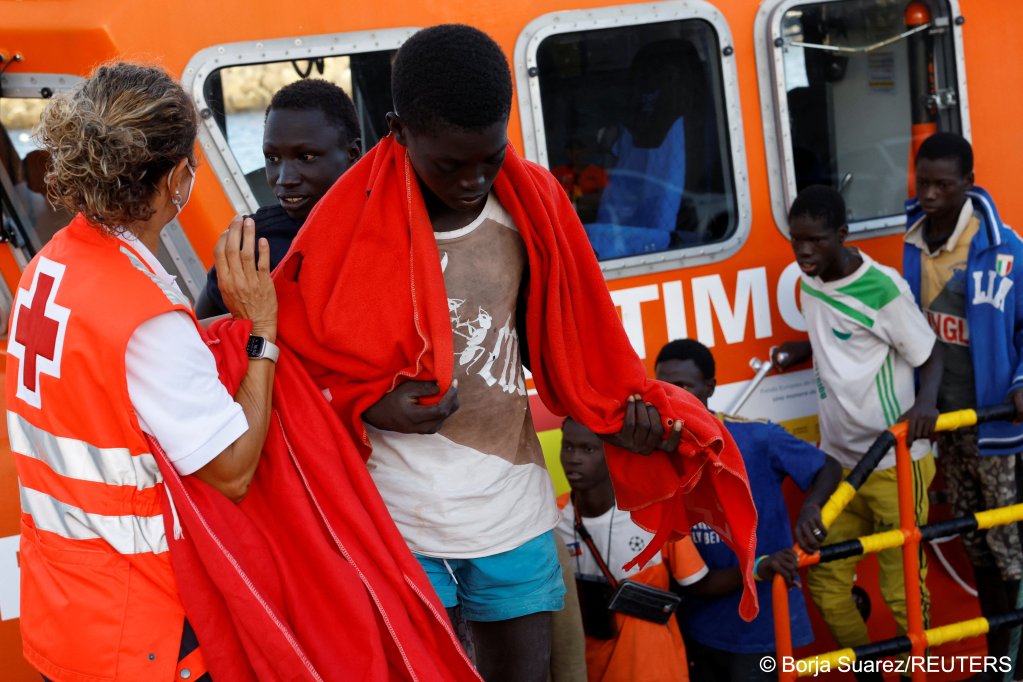 More migrants have been arriving to the Canary Islands in 2023 than in years prior. | Photo: Borja Suarez, Reuters