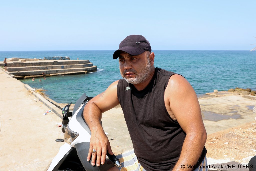 Bilal Hamam tells Reuters that he is ready to risk the sea journey from Lebanon. Qalamoun, south of Tripoli, August 29, 2022 | Photo: Reuters/Mohamed Azakir