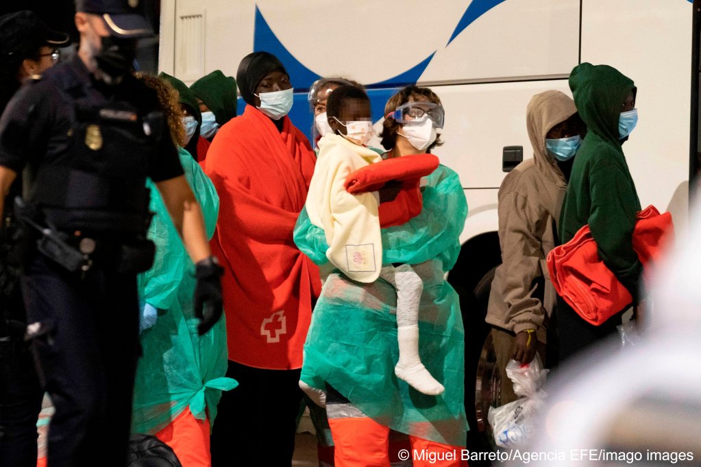 Children were among the rescued migrants who arrived on Tenerife on July 1 | Photo: Miguel Barreto/Agencia EFE/Imago Images