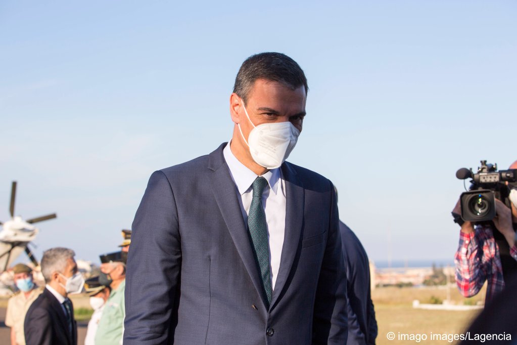 Spanish Prime Minister Pedro Sanchez on his arrival at Melilla Airport, 18 May 2021, in Melilla (Spain) | Photo: Imago