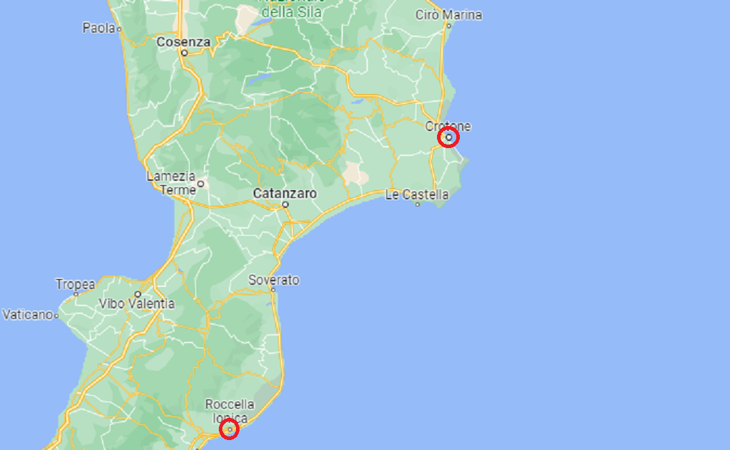 خريطة توضيحية تٌظهر مينائي كروتوني وروتشيلا يونيكا. المصدر: غوغل مابس