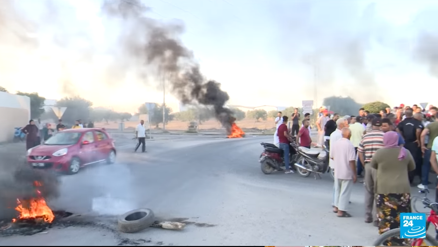 The protests have reportedly led to burning tyres and stone throwing in the city of Sfax | Source: France 24 TV news report