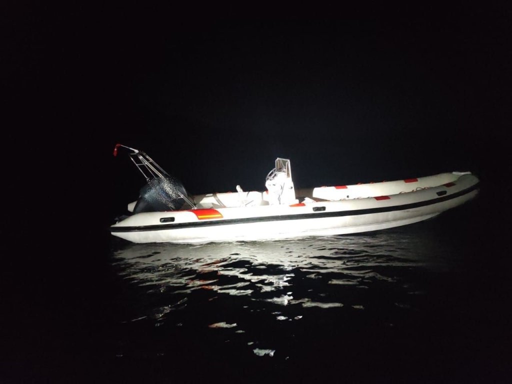 Greek authorities chased a 'speedboat' carrying migrants on April 27, 2024. Authorities later found 10 migrants who had landed on Chios | Credit: Hellenic Coast Guard