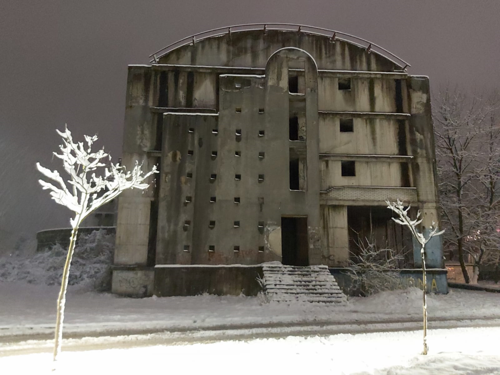 Abandoned building in the Bosnian city of Bihać | Photo: Gerhard Trabert