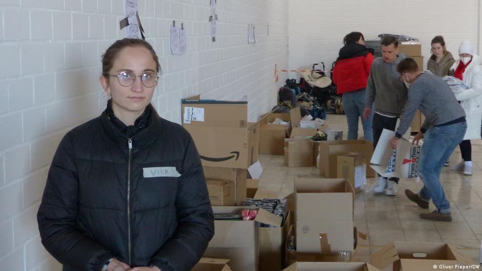 Medical student Viktoria came to Germany three years ago | Photo: Oliver Pieper/DW