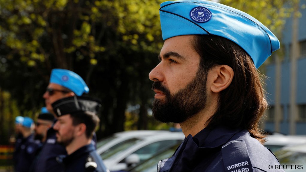 Frontex officers lined up during the ceremony for the official start of the joint border control with North Macedonian police in Skopje on April 20, 2023 | Photo: picture-alliance/AP