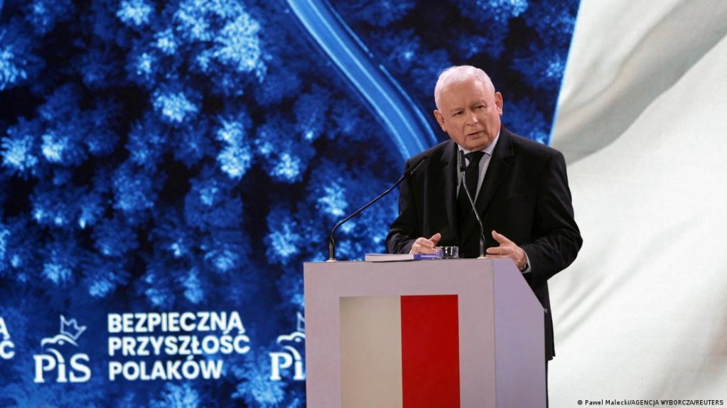 Lider PiS Jarosław Kaczyński określił przyspieszenie wydawania polskich wiz dla migrantów jako „głupi pomysł mający podłoże kryminalne” |  Foto: Paweł Malecki / AGENCJA WYBORCZA / Reuters